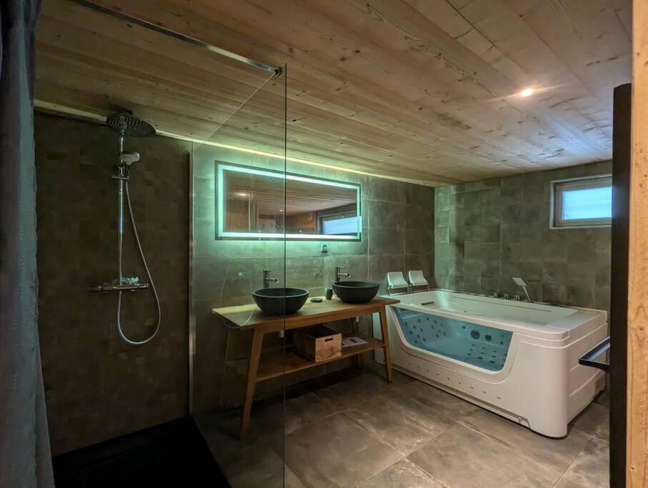 Chalet Des Belles Roches, 14 Pers, Garden, Sauna La Bresse Exteriör bild